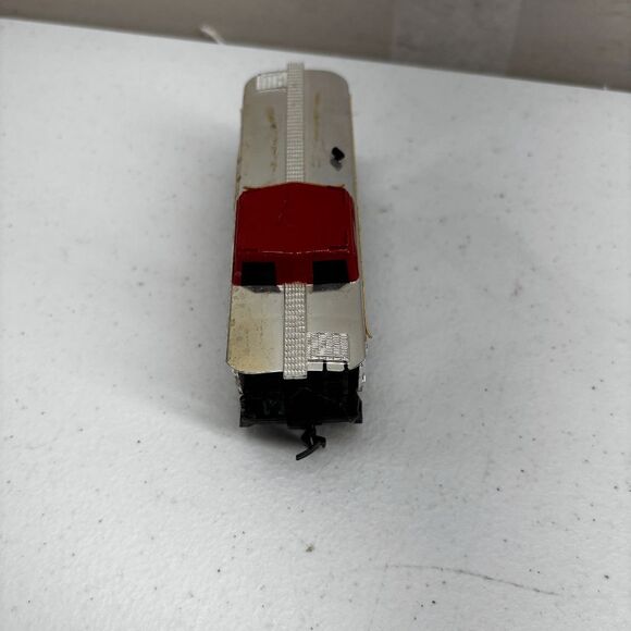 TYCO HO Scale Silver Streak Caboose in Box - Picture 7 of 8